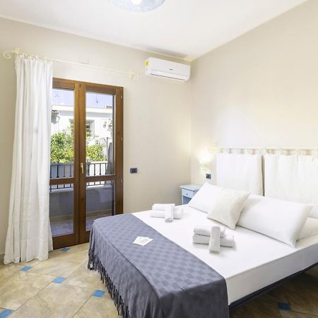Giaco'S Rooms Villasimius Exterior foto