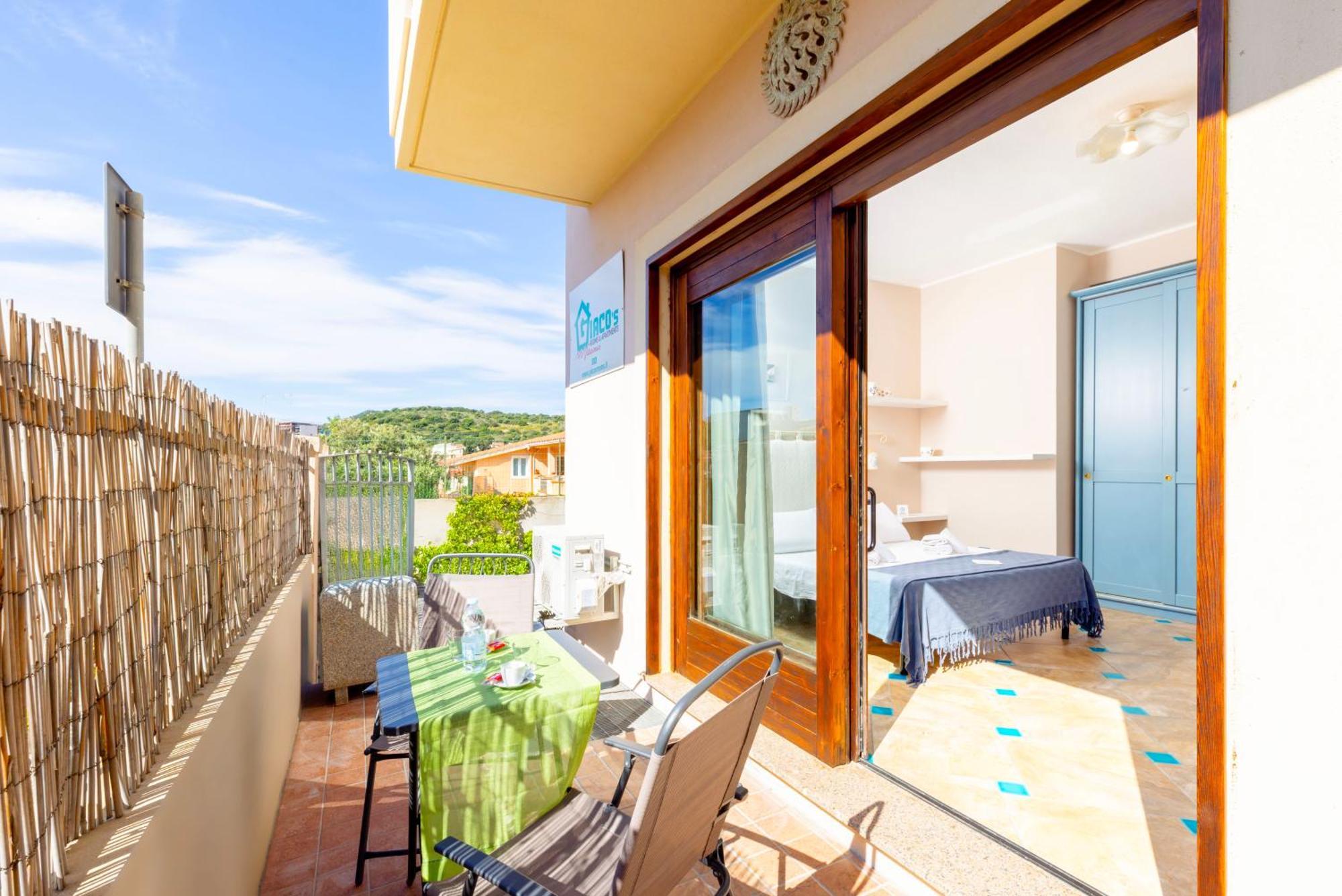 Giaco'S Rooms Villasimius Exterior foto